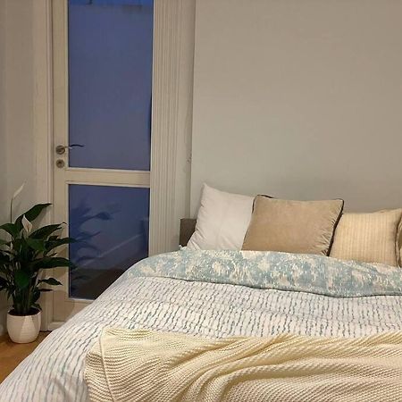 2Bdr Modern Apartment In Hammersmith West Londra Esterno foto