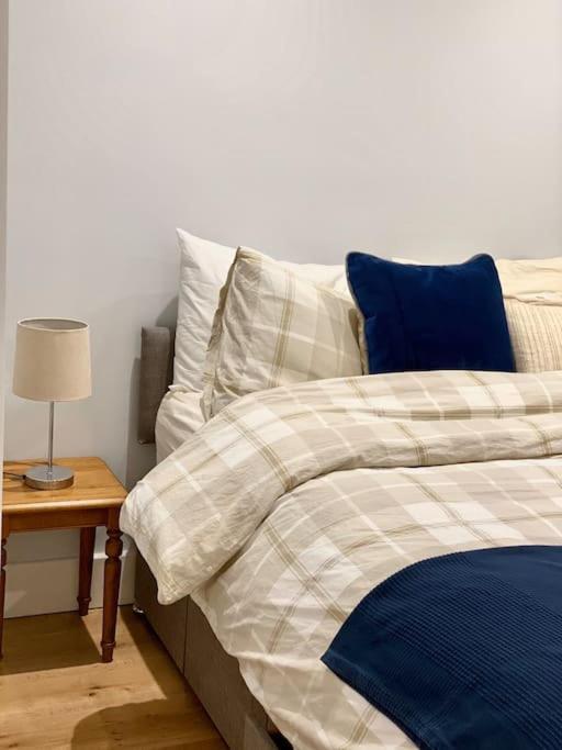 2Bdr Modern Apartment In Hammersmith West Londra Esterno foto